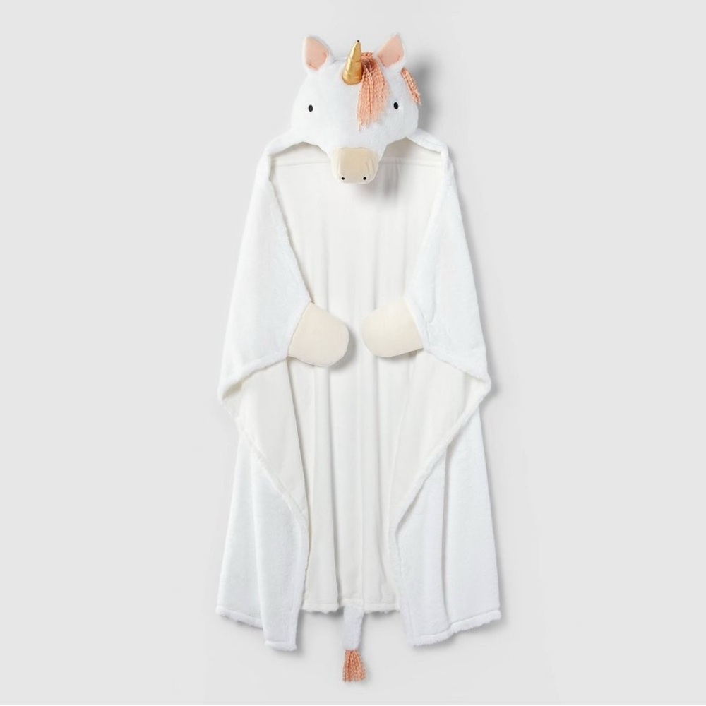 NWOT Unicorn Kids’ Hooded Blanket with Mittens